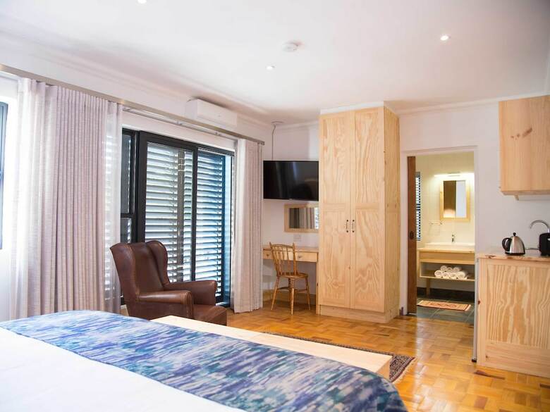 Apartamentos 7 Ackermann Place Guest House