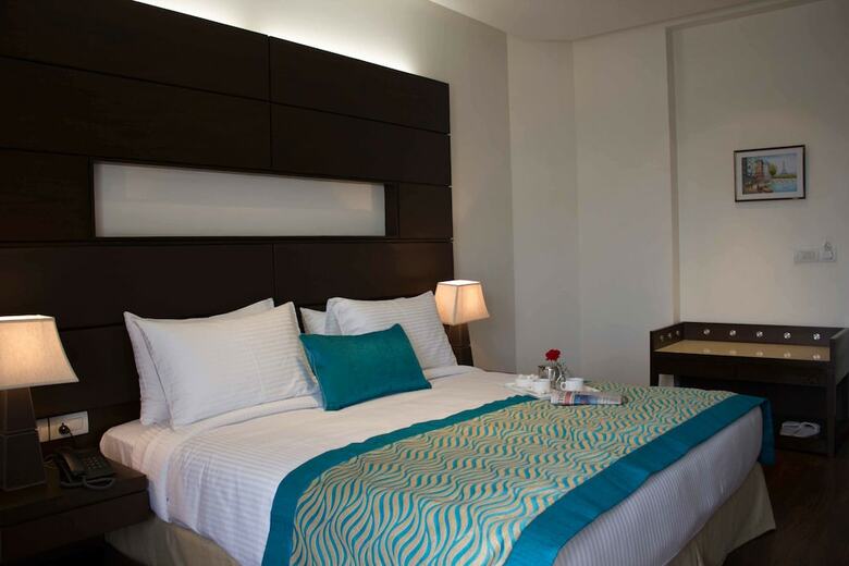 Hotel Stately Suites Golf Course Road