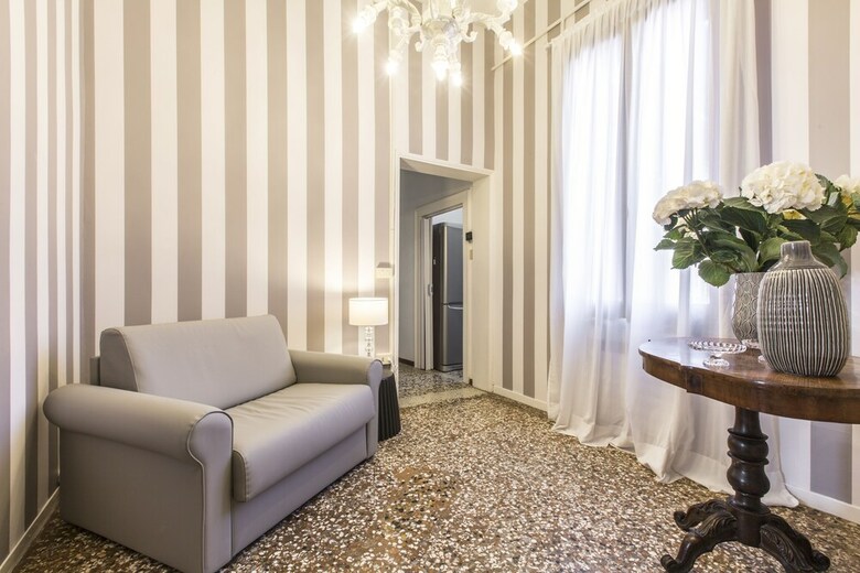 Rialto Design Boutique Apartment