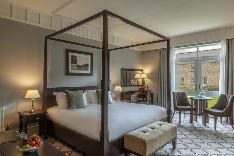 Hotel Lough Eske Castle