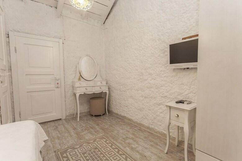 Hotel Alacati Alanur Otel