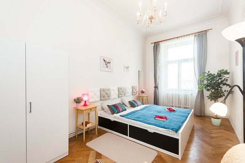 Na Smetance Apartments