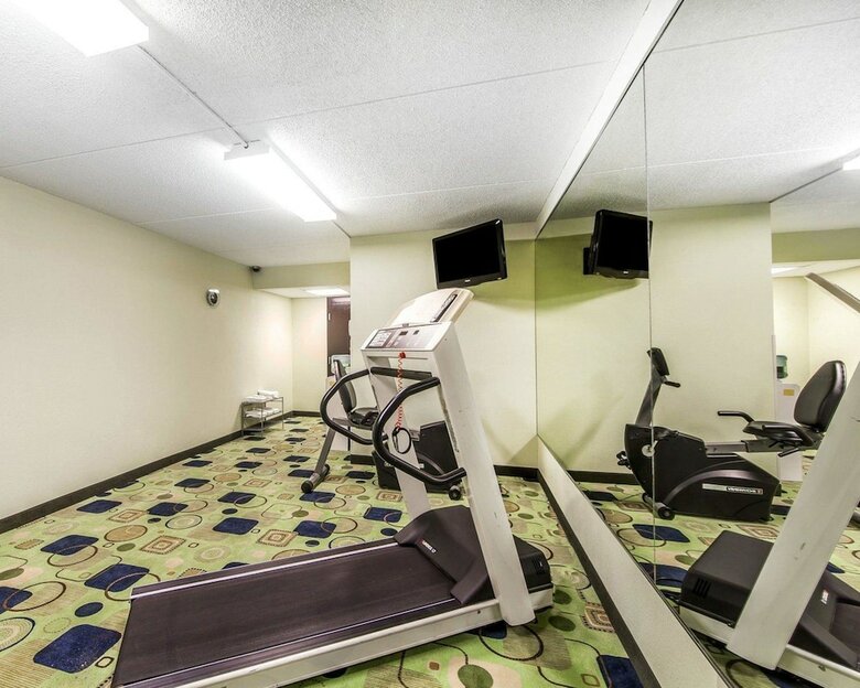 Hotel Quality Inn West