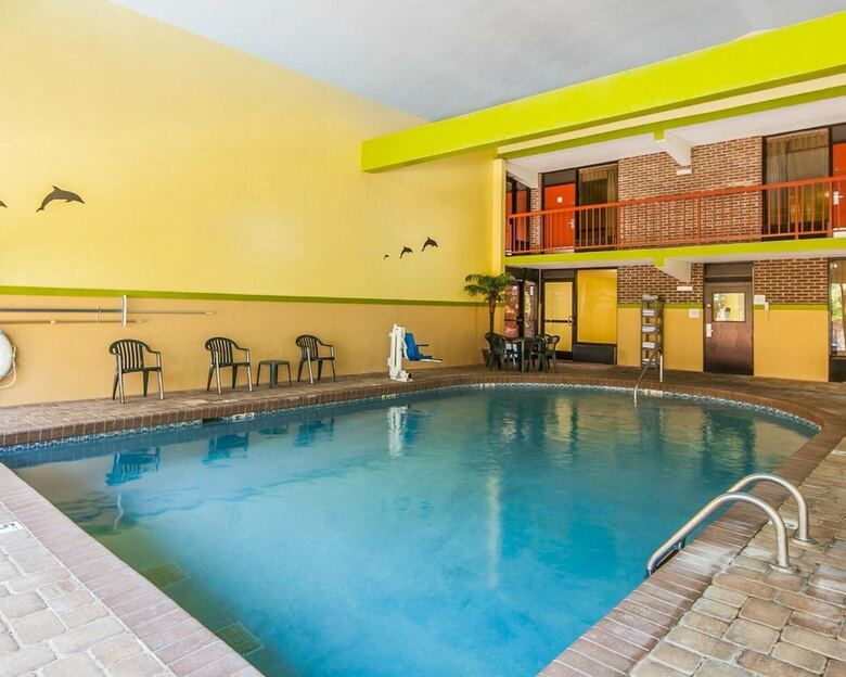 Hotel Quality Inn West