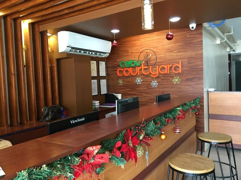 Hotel Cebu Courtyard
