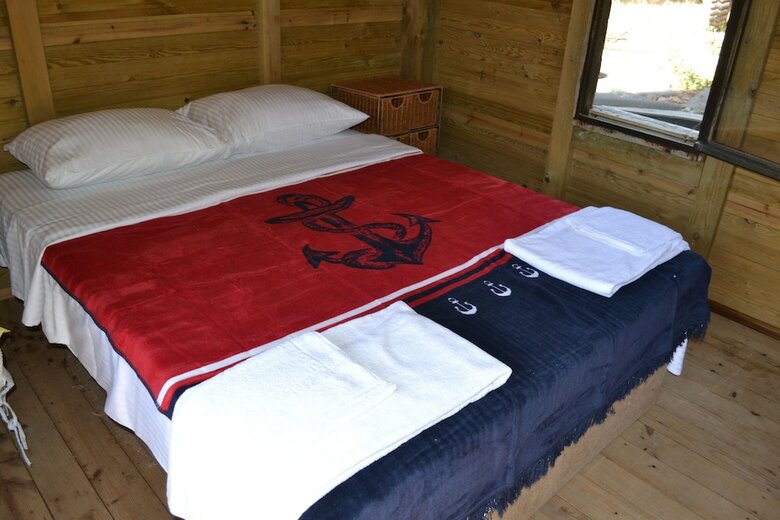 Hotel Chakra Beach Kabak
