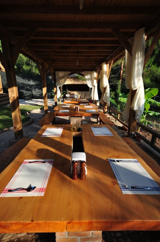 Hotel Chakra Beach Kabak