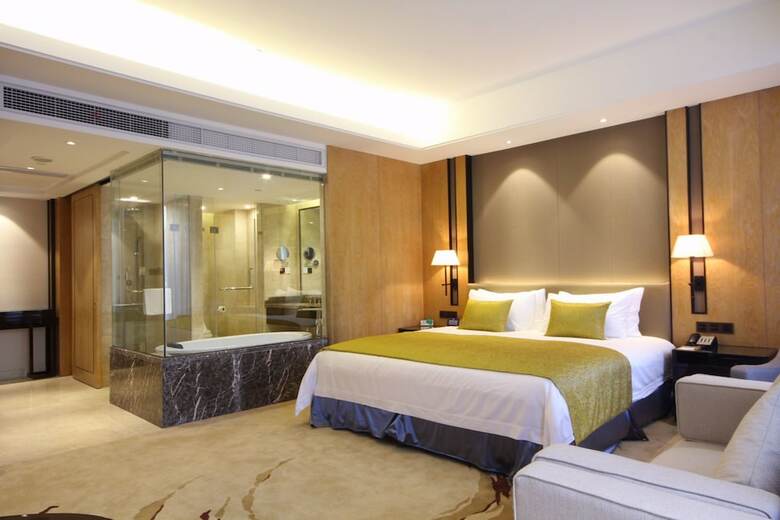Qiandao Lake Pearl Peninsula Hotel
