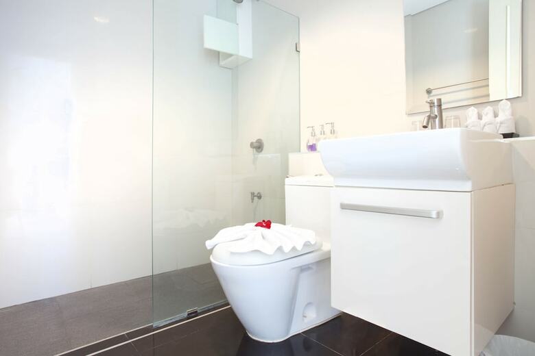 Luxury 3 Bedroom Apartment - A