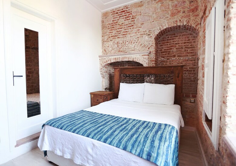 Hotel King Aegeus