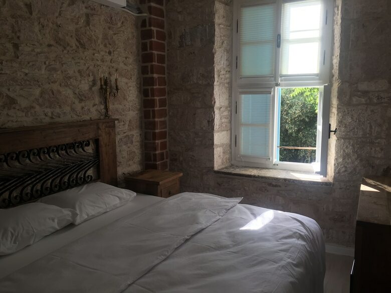 Hotel King Aegeus