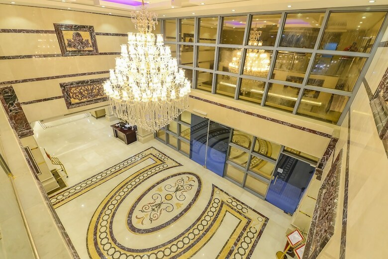 Crown Town Hotel