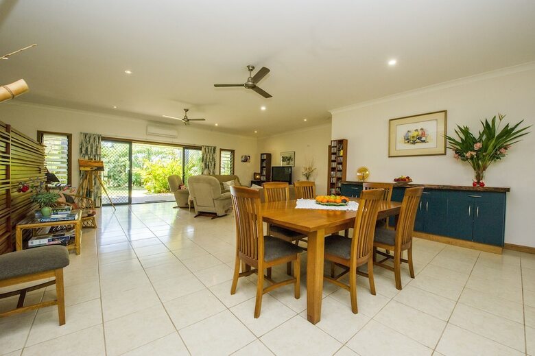 Magnetic Island Bed And Breakfast