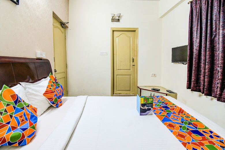 Fabhotel Oriental Suites