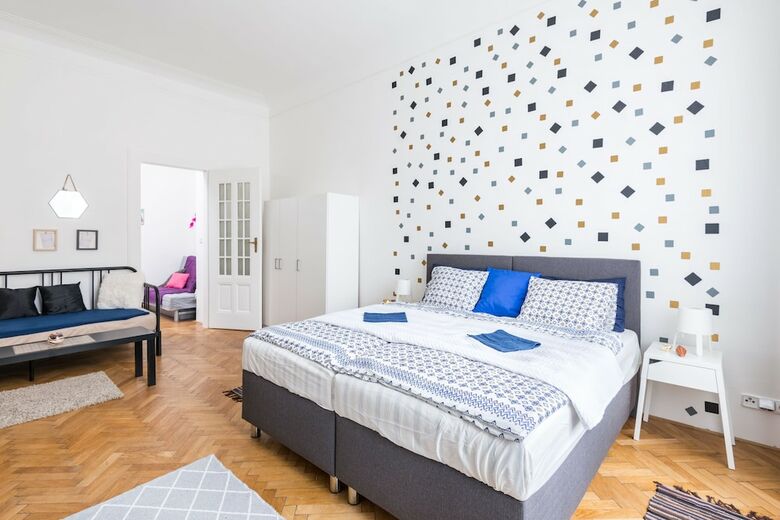 Narodni Apartments