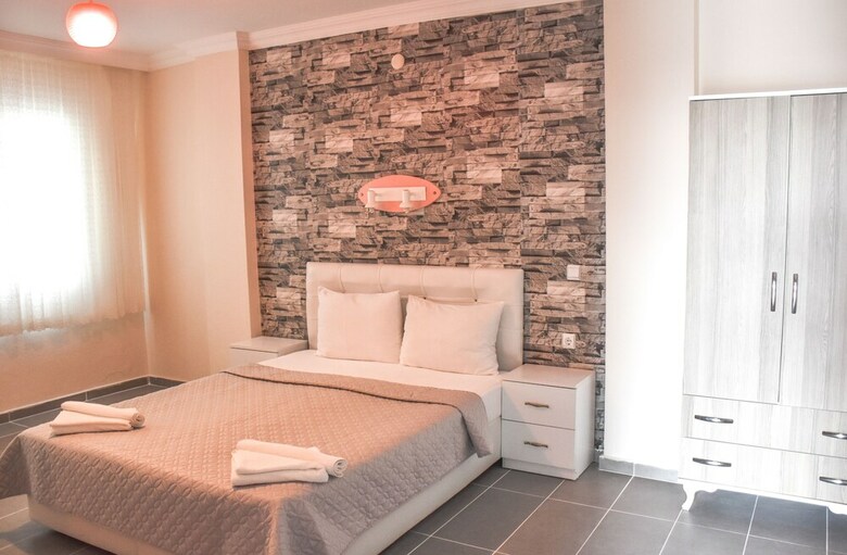 Sunset Village Apart Hotel