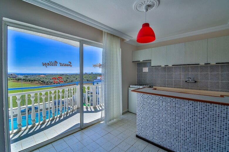 Sunset Village Apart Hotel