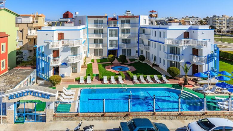 Sunset Village Apart Hotel