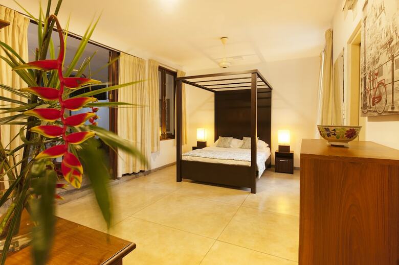 Hotel Greenwinds Villa