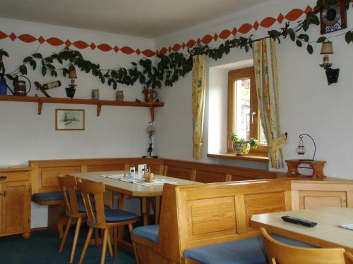 Hostal Cafe Pension Eckerbrunn