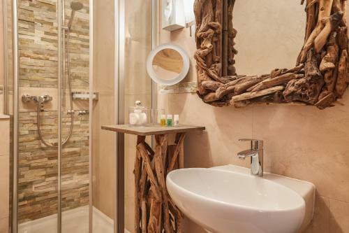 Hotel L�ngenfelder Hof