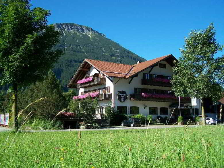 Hostal Hotel Pfrontener Hof