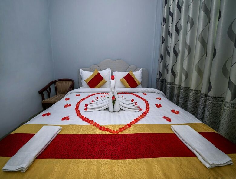Shwe Hnin Si Hotel