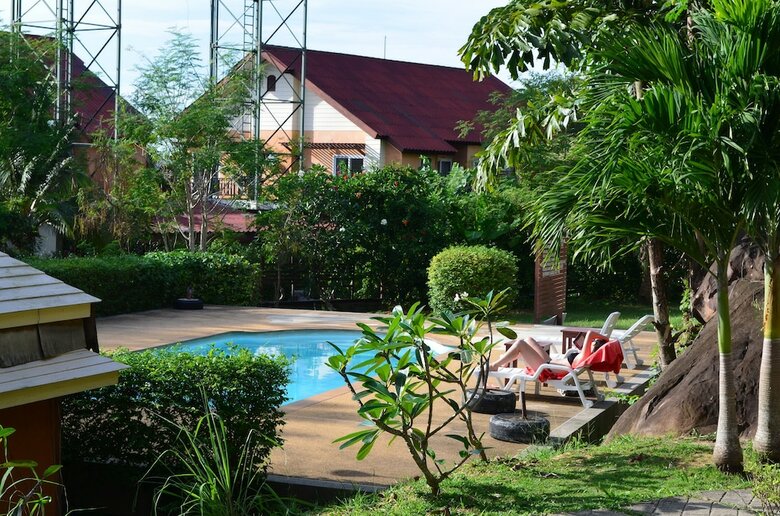 Hotel Phitharom Pp Resort