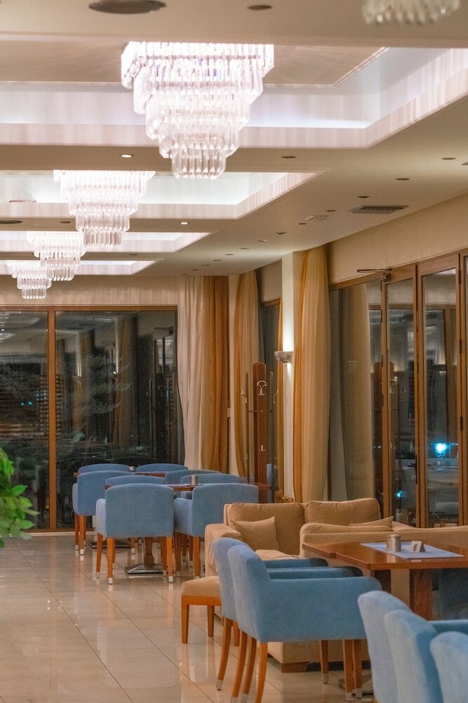 Nefeli Hotel