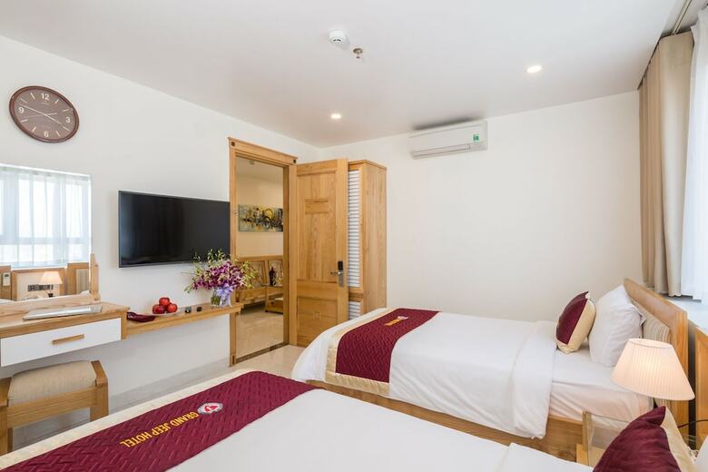Grand Jeep Hotel Danang