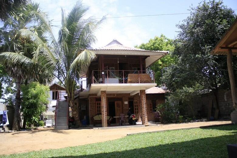 Hotel Surf Camp Arugam Bay