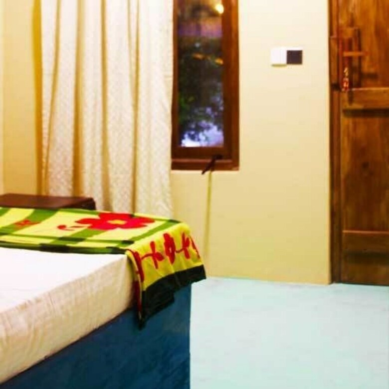 Hotel Surf Camp Arugam Bay