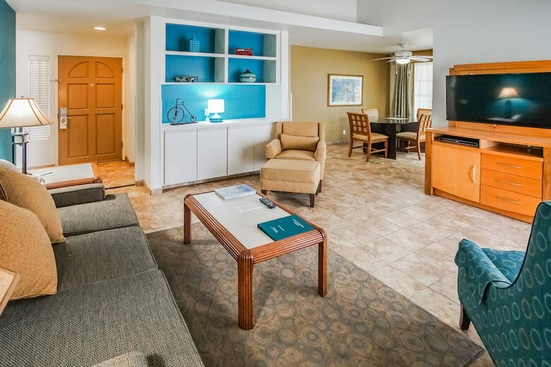 Hotel Desert Breezes Resort