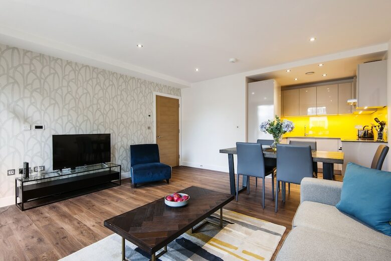 Aldgate City Apartments