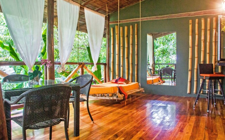 Hotel Canaima Chill House