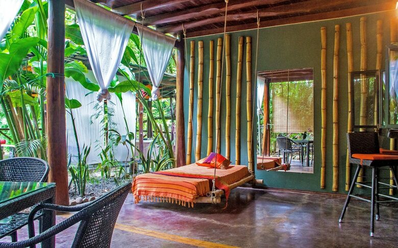 Hotel Canaima Chill House