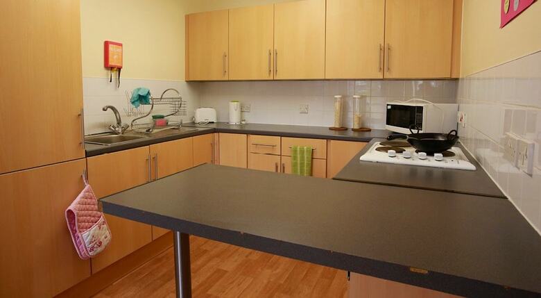 Hostal Agnes Jones House - Campus Residence