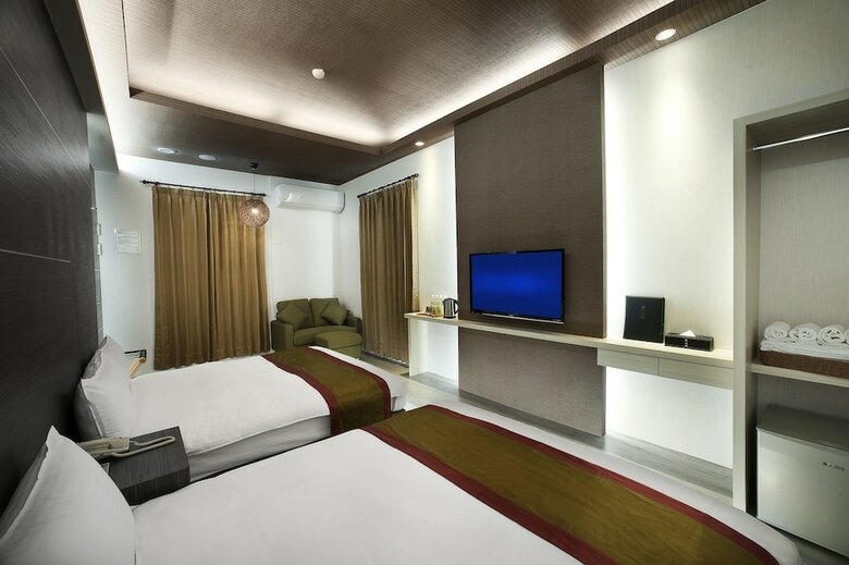 One Fukun Hotel