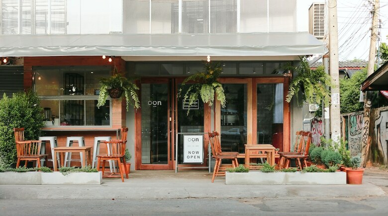 Hotel Oon Poshtel