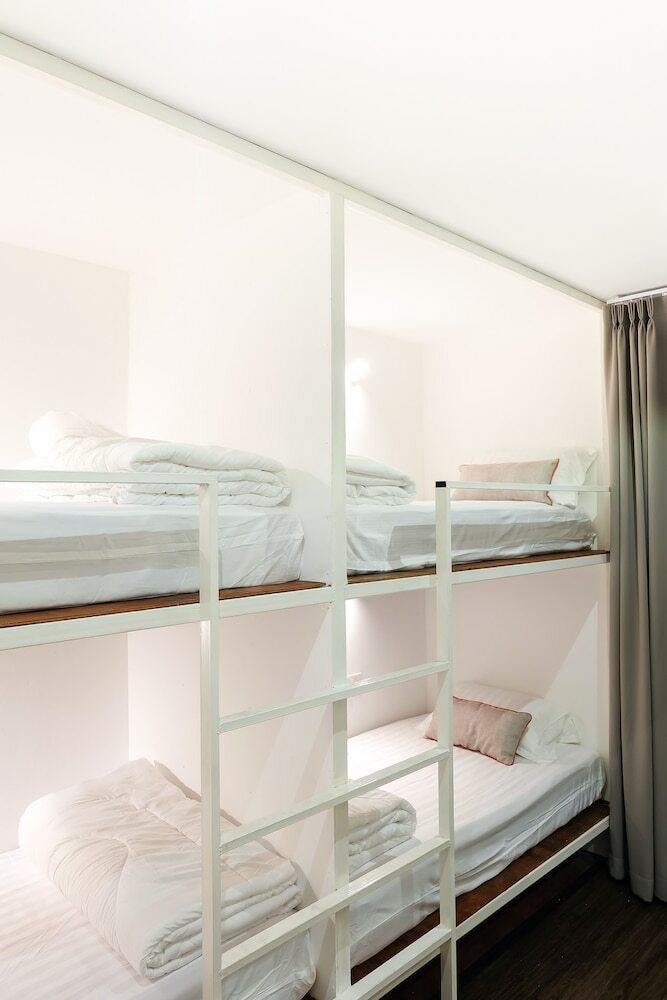 Hotel Oon Poshtel