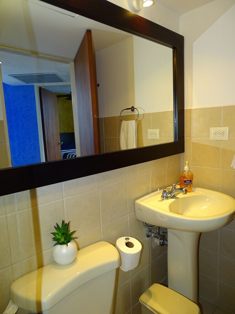 Apartamentos Jaco Beach Condos
