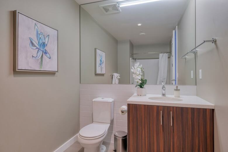 Aparthotel Downtown Lux Apartments By Barsala
