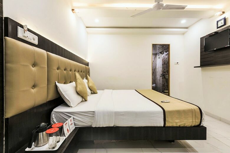 Hotel Bkc Palace
