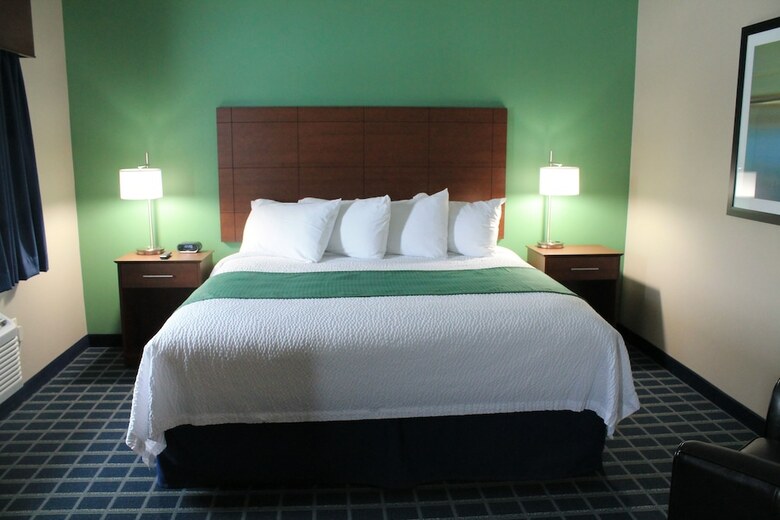 Hotel Brookstone Lodge & Suites
