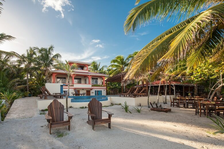 Hotel Bella Vista Guesthouse & Cabins