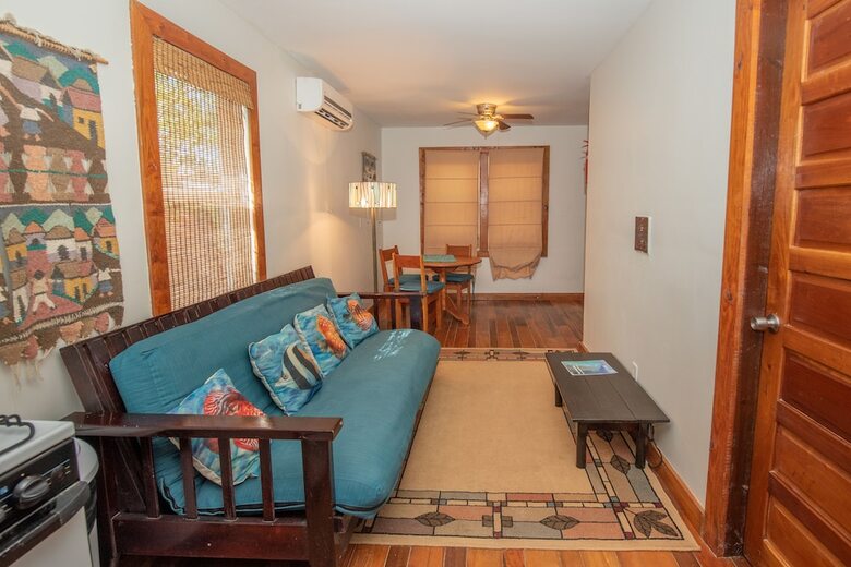Hotel Bella Vista Guesthouse & Cabins