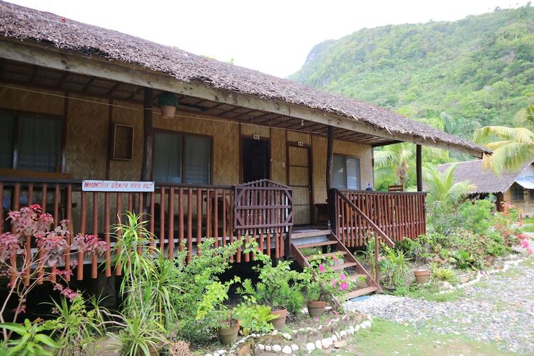 Hotel Mountain Beach Resort
