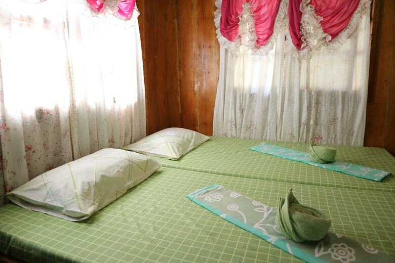 Hotel Mountain Beach Resort