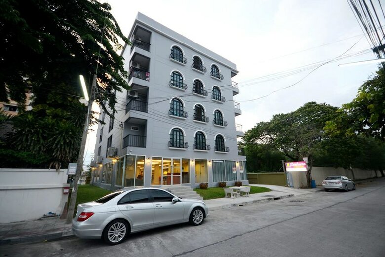 Hotel Resortel Lat Phrao 91