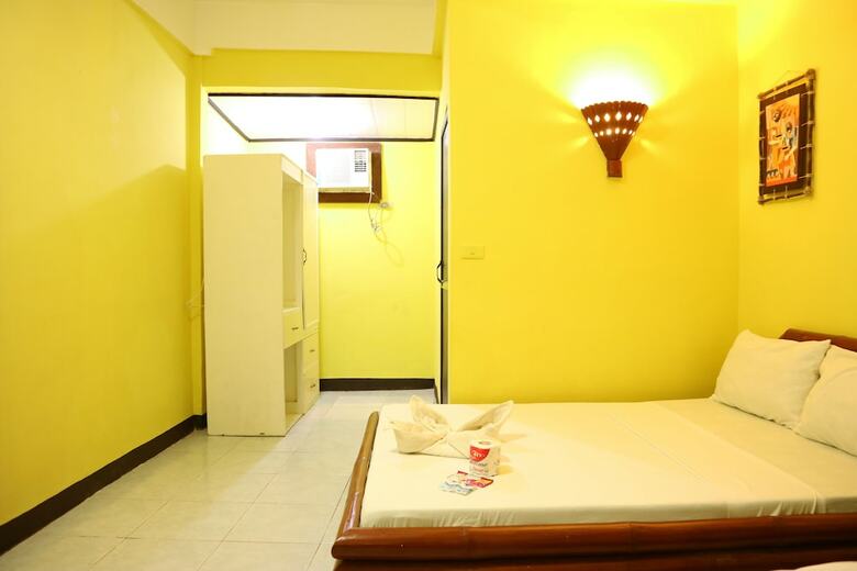 Hotel Simon's Heritage Resort